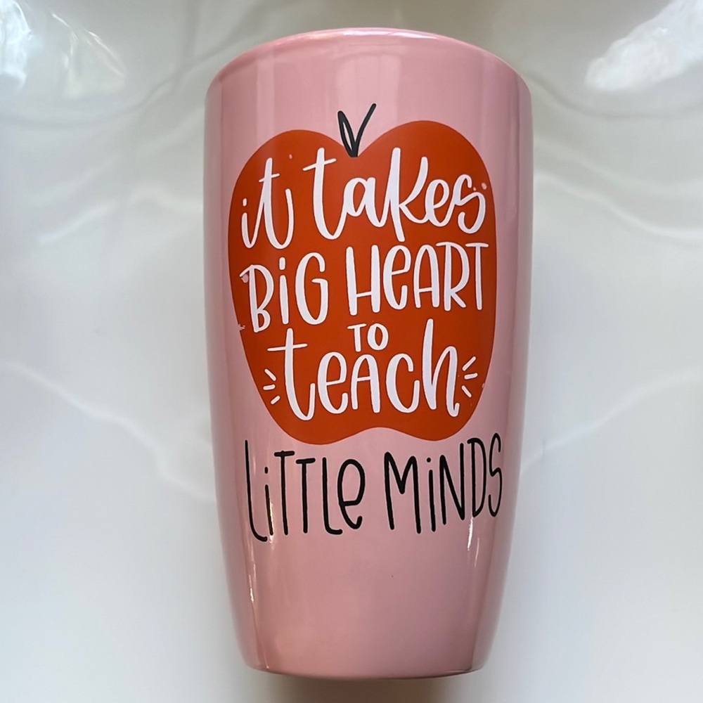 New “it takes Big Heart to teach little minds” Mug for Teacher of Young Children